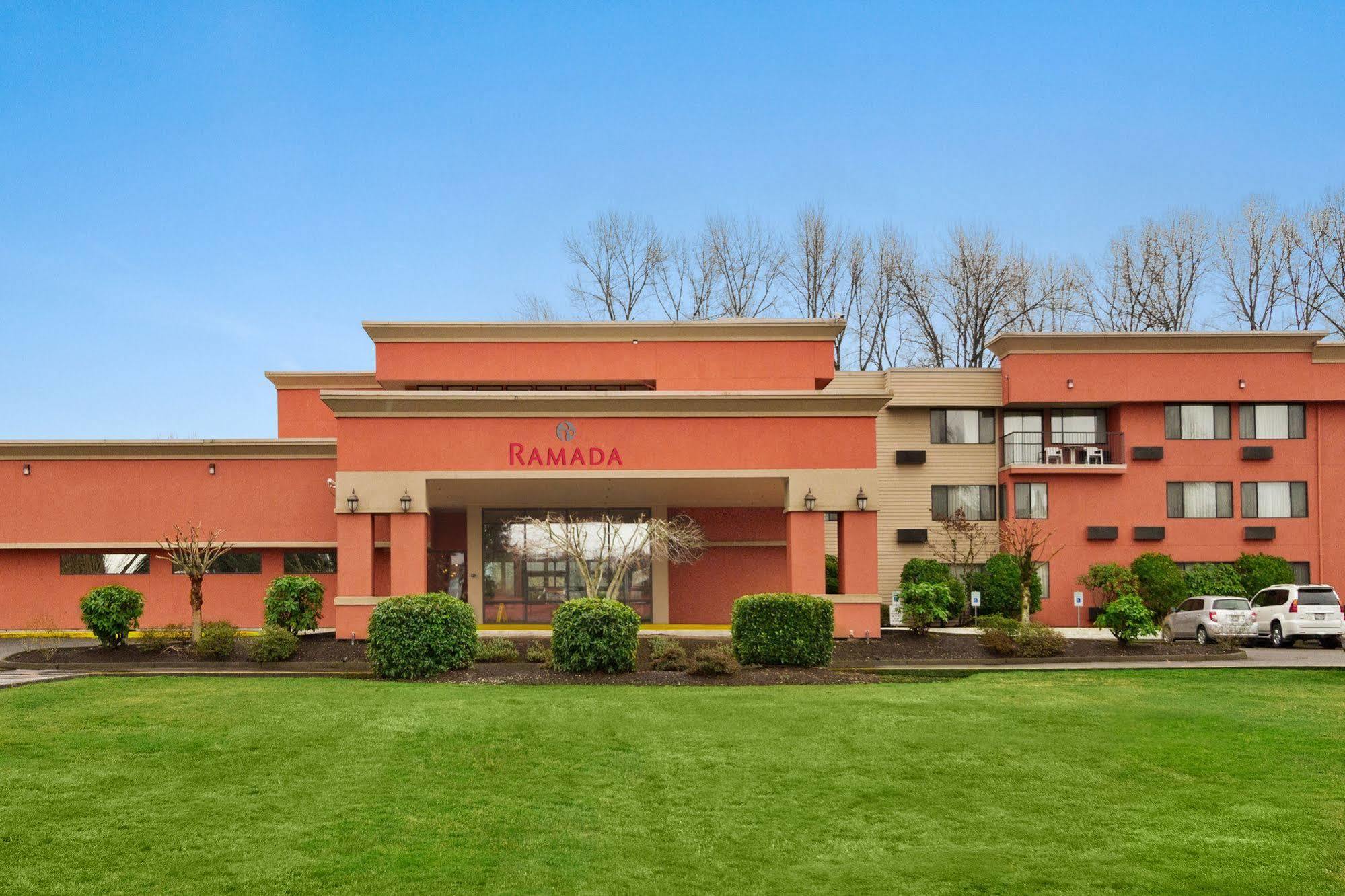 Ramada By Wyndham Tukwila Southcenter Otel Dış mekan fotoğraf