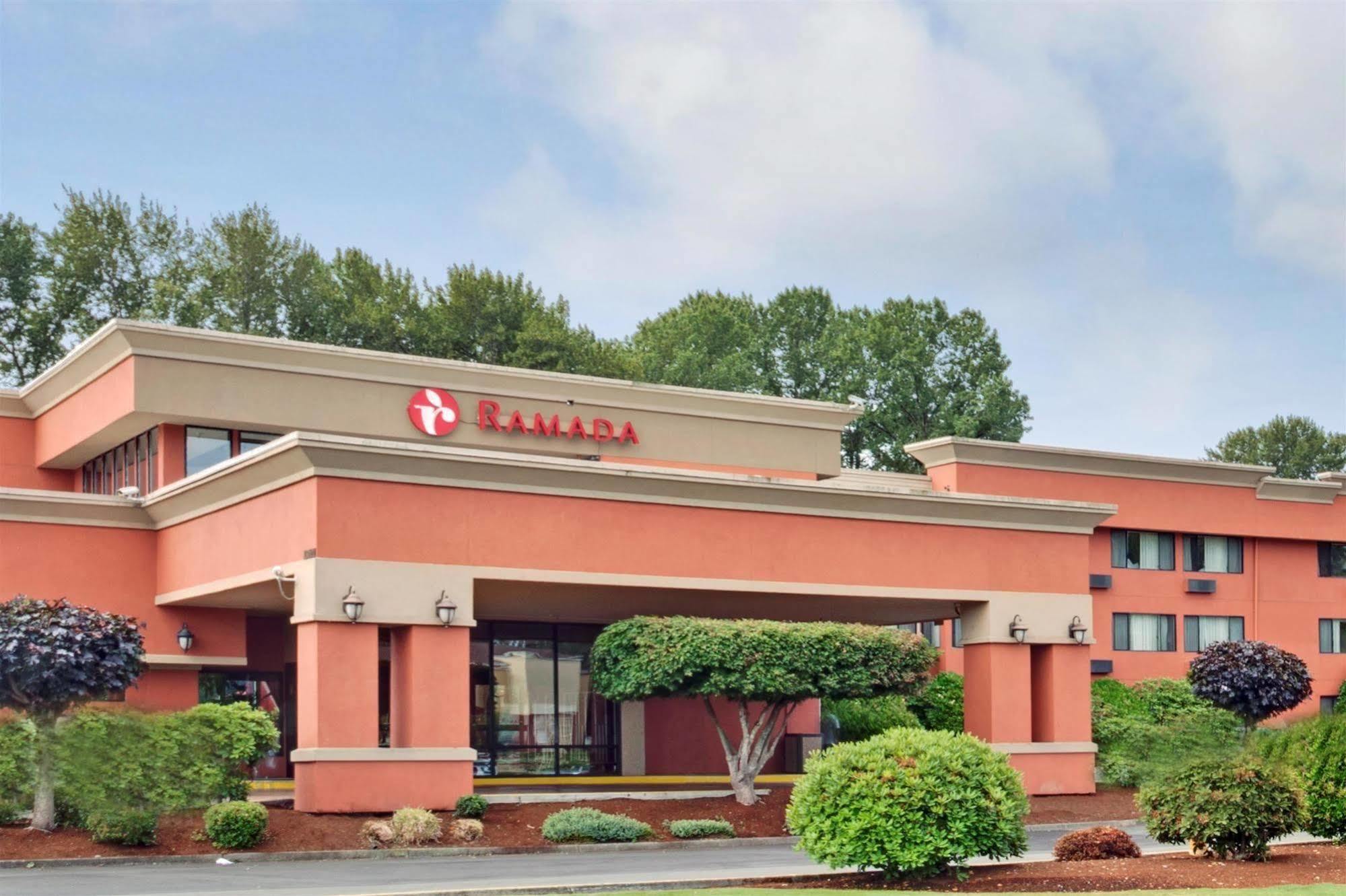 Ramada By Wyndham Tukwila Southcenter Otel Dış mekan fotoğraf